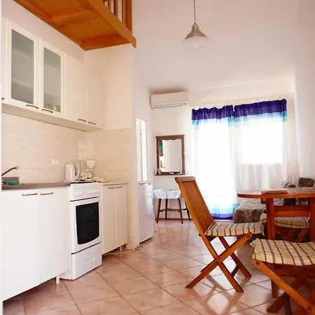 At Sandy Beach Zdrijac 4 Apartment Nin